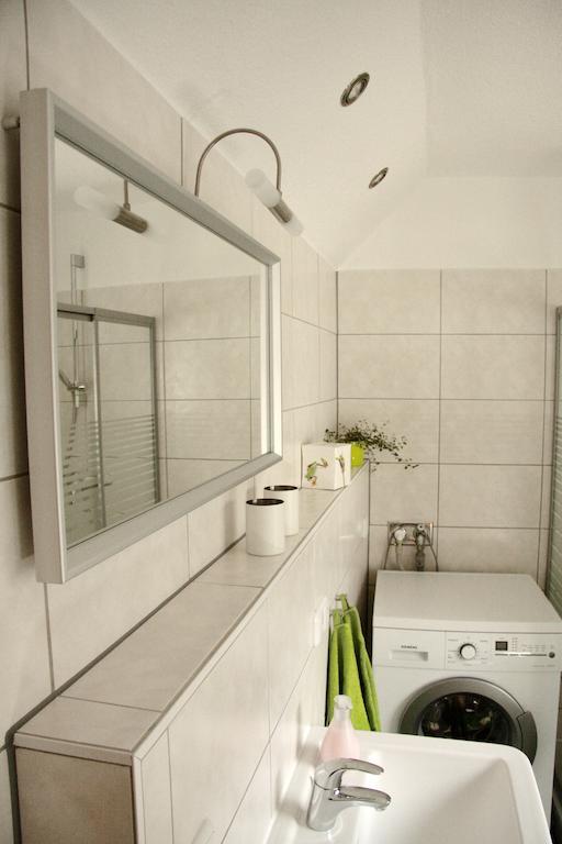 3 Seiten Ferienwohnung Jena Quarto foto